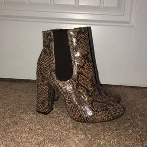 London Rebel heels snake print
